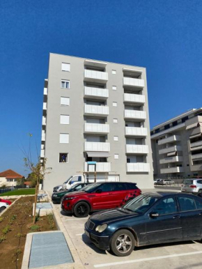 Apartments with a parking space Zadar - 20532